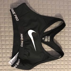 Nike Pro sports bra